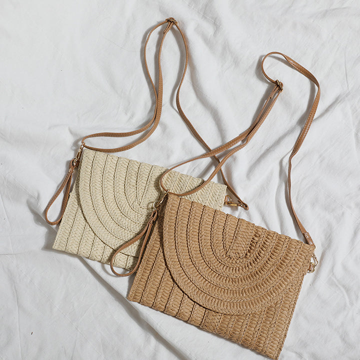 Handbag Made of High-Quality Woven Straw with Elegant Flap Closure Bowlift