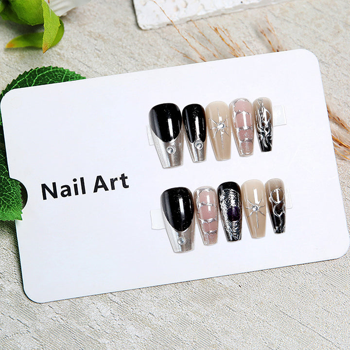 Artful nail tips with elegant patterns Bowlift