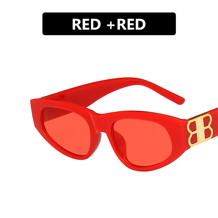 Women's fashionable cat-eye sunglasses with luxurious accents Bowlift