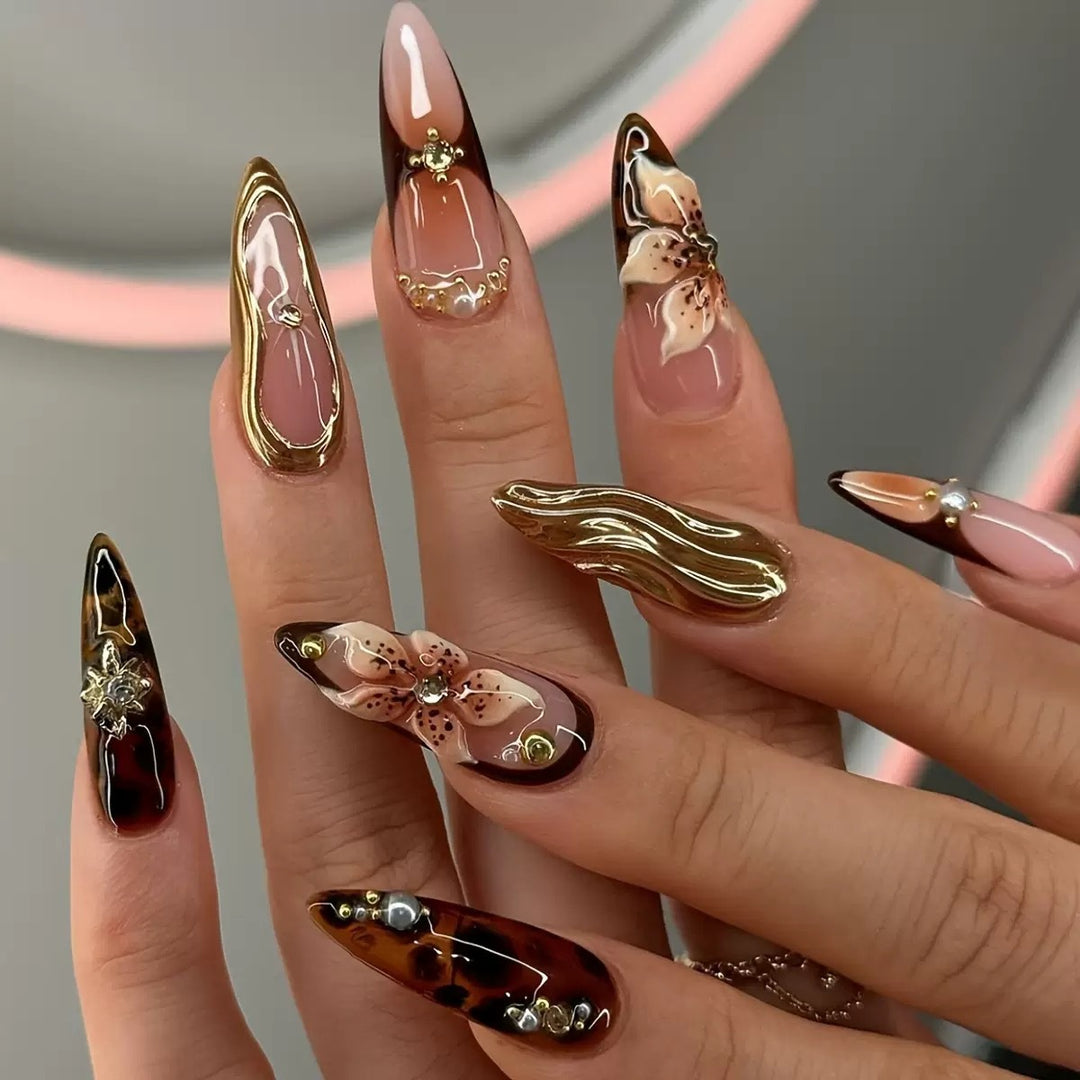 Artistic Nail Art Bowlift