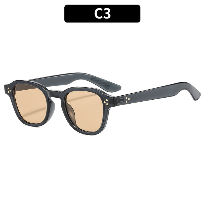 Retro-Inspired Wide Frame Sunglasses
