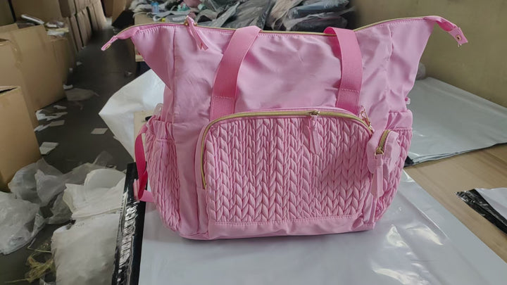 Spacious travel bag with innovative foldable design Bowlift