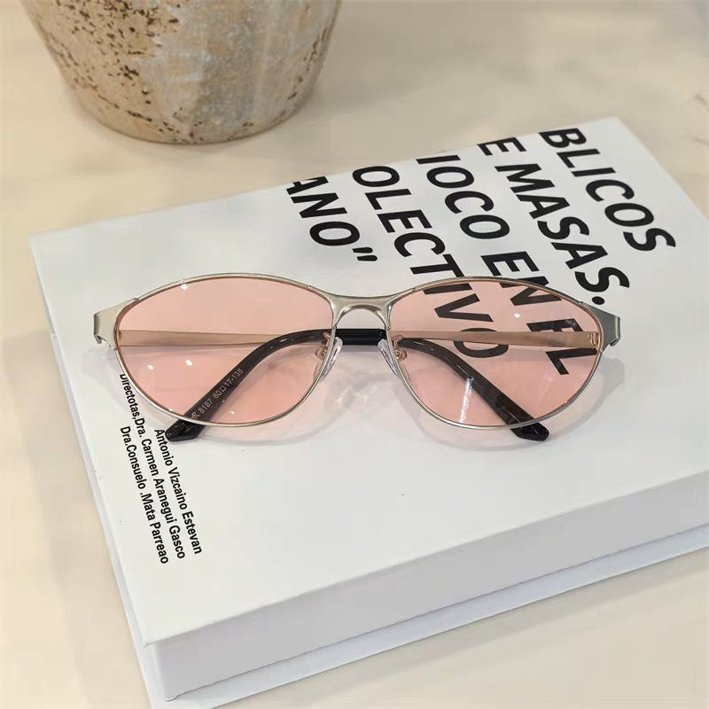 Fashionable Metal Sunglasses in Modern Design Bowlift