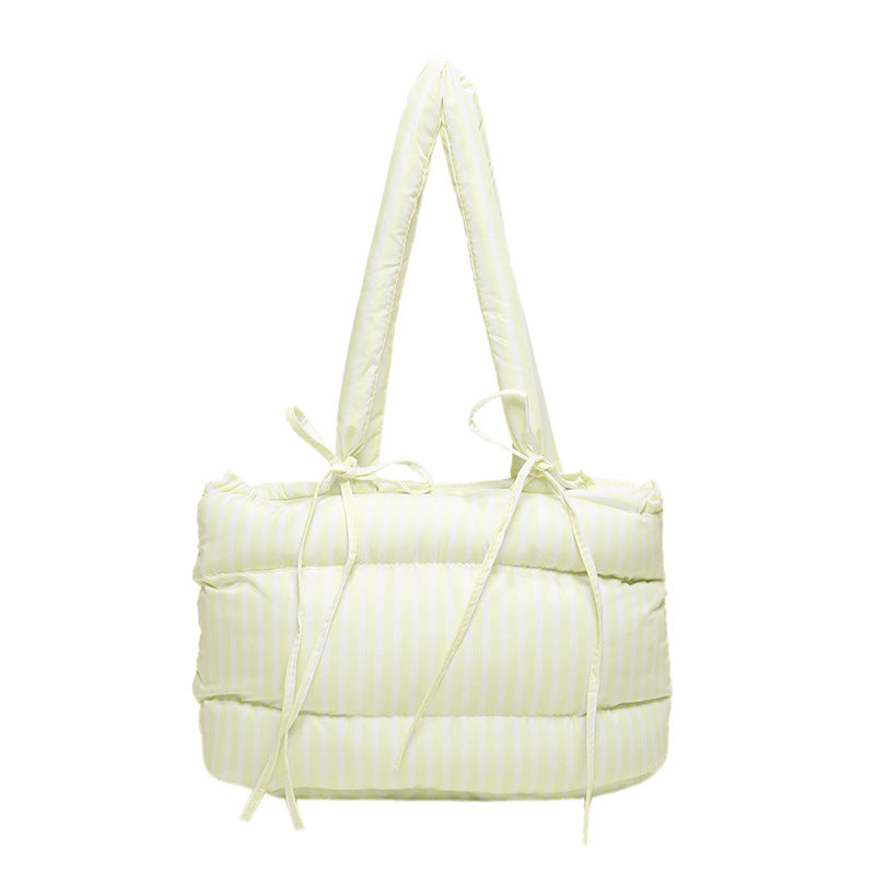 Fashionable and Padded Tote Bag Bowlift