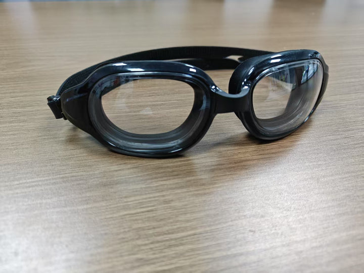 Swim goggles for clear vision and maximum comfort Bowlift