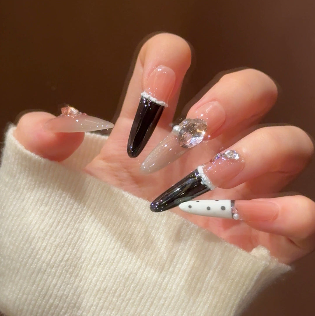 Stylish Pointed Tip Press-On Nail Art Bowlift