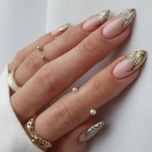 Exquisite nail art with leaf decorations Bowlift