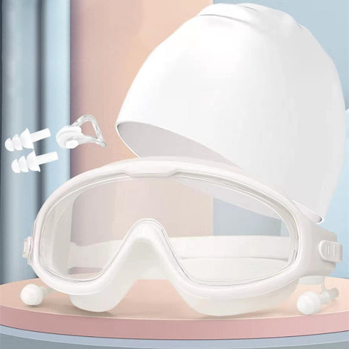 Diving goggles with comfortable silicone rim and waterproof earplugs Bowlift