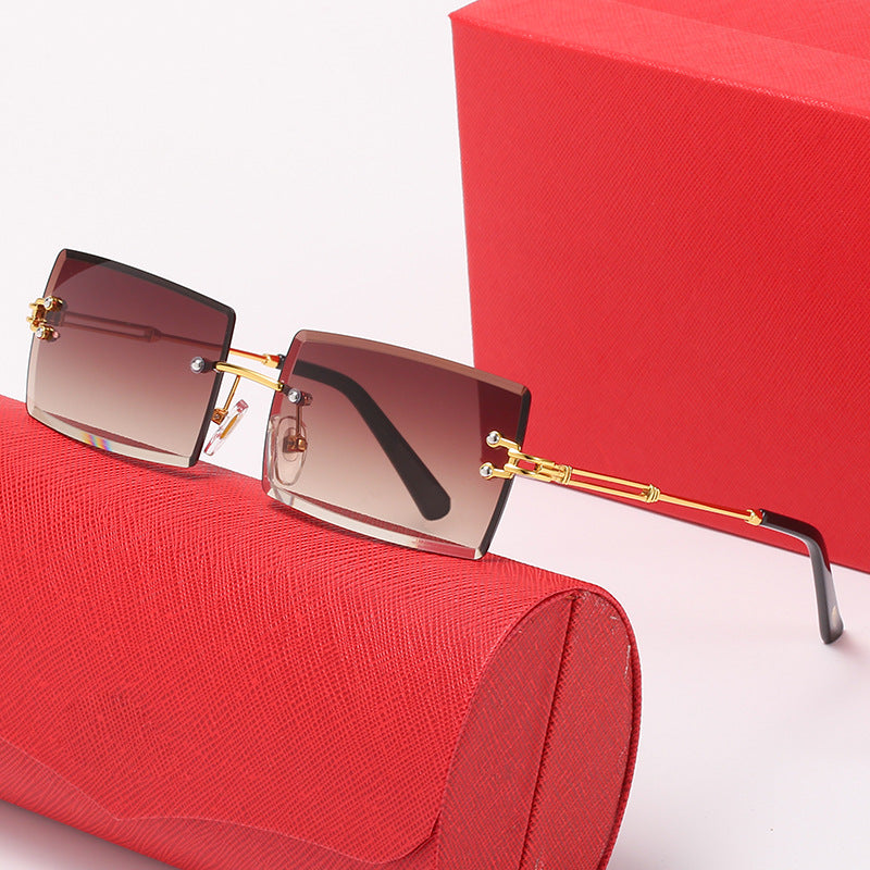 Ladies stylish square sunglasses with luxurious metal accents Bowlift