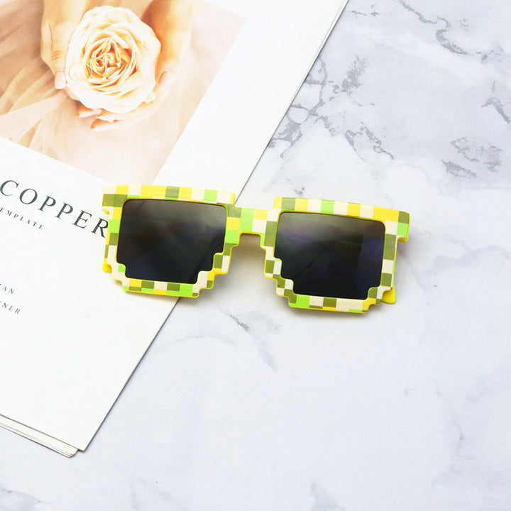 Geometric Pixelated Frame Sunglasses Bowlift