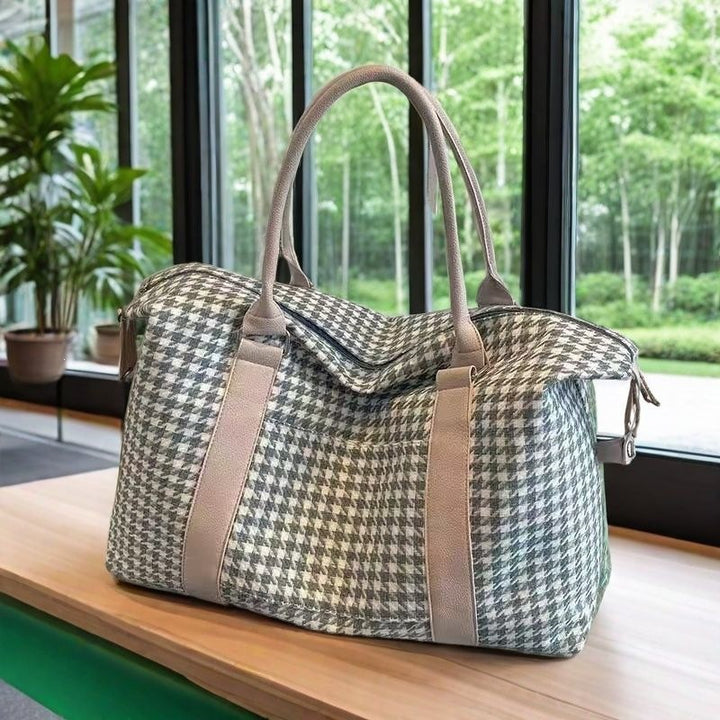 Spacious Tote Bag With Stylish Houndstooth Pattern Bowlift