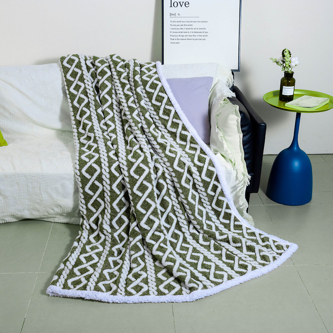 Women’s cuddly blanket in modern Boho design Bowlift