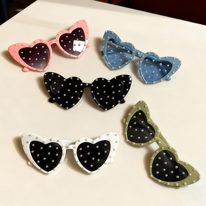 Pearl-Embellished Heart-Shaped Sunglasses Bowlift