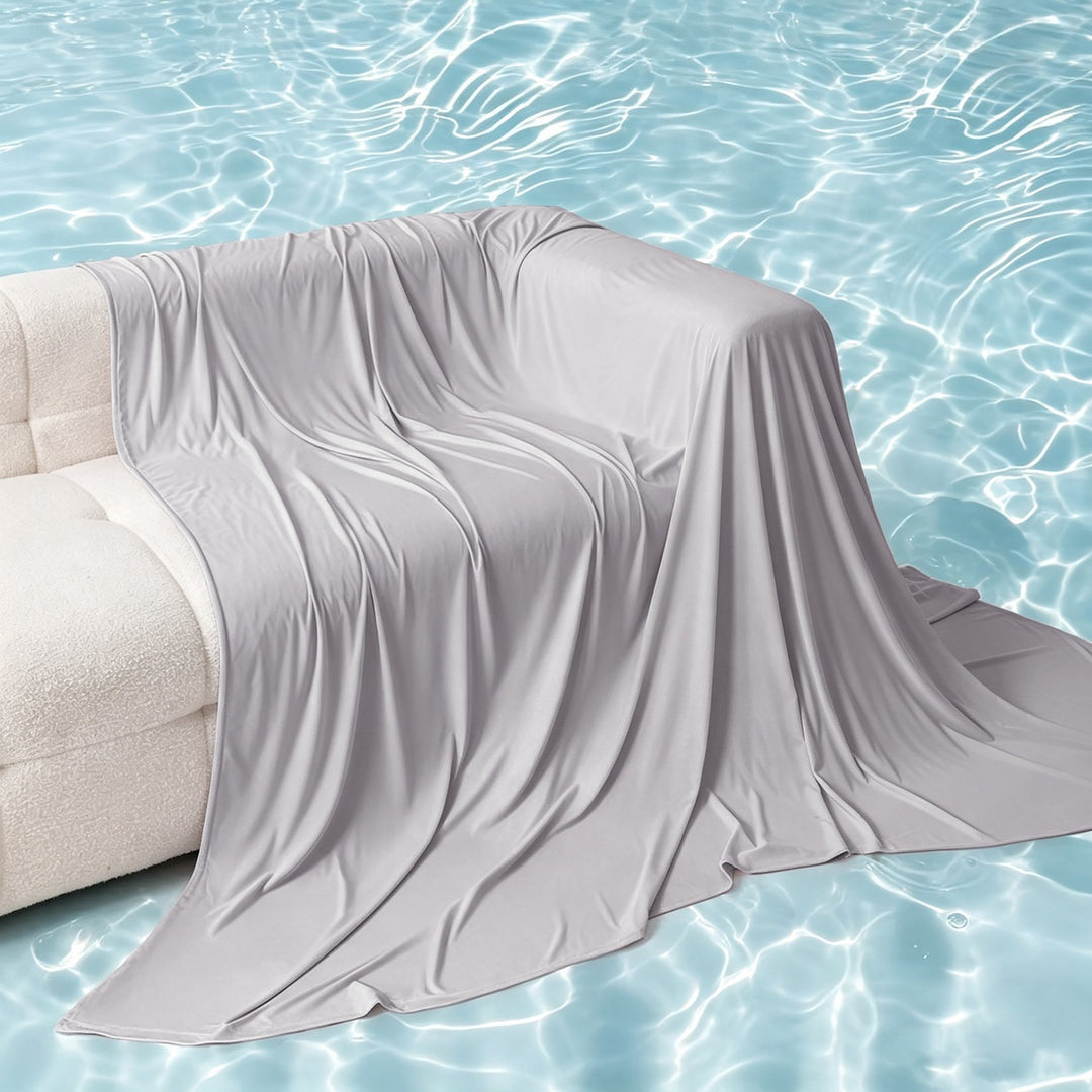 Women's Throw Blanket Bowlift