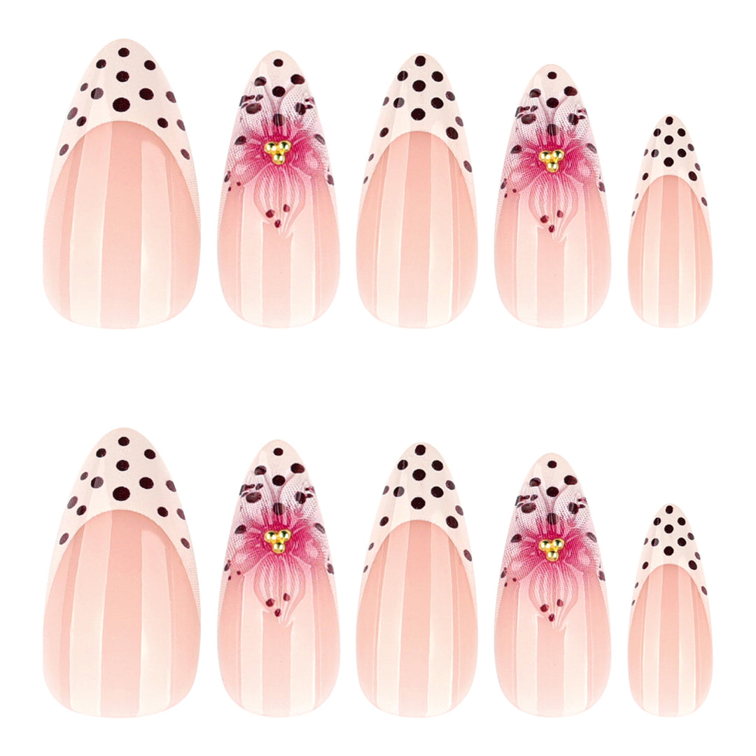 Artificial nail art with floral accents Bowlift