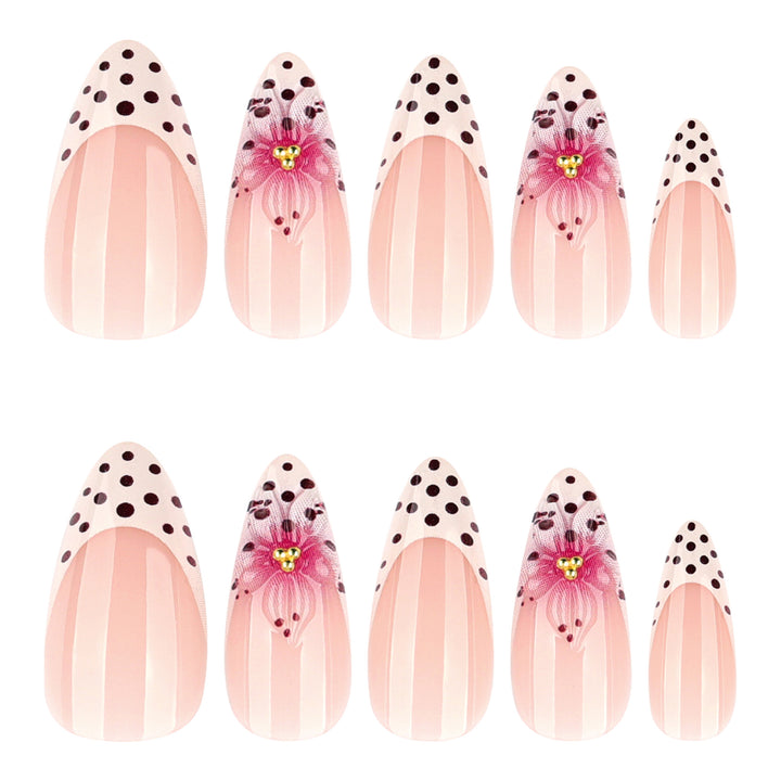 Artificial nail art with floral accents Bowlift