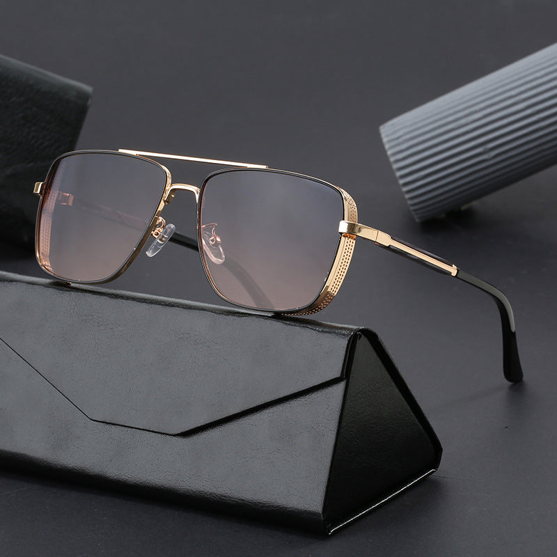 Women's fashionable square sunglasses with luxurious metal accents Bowlift