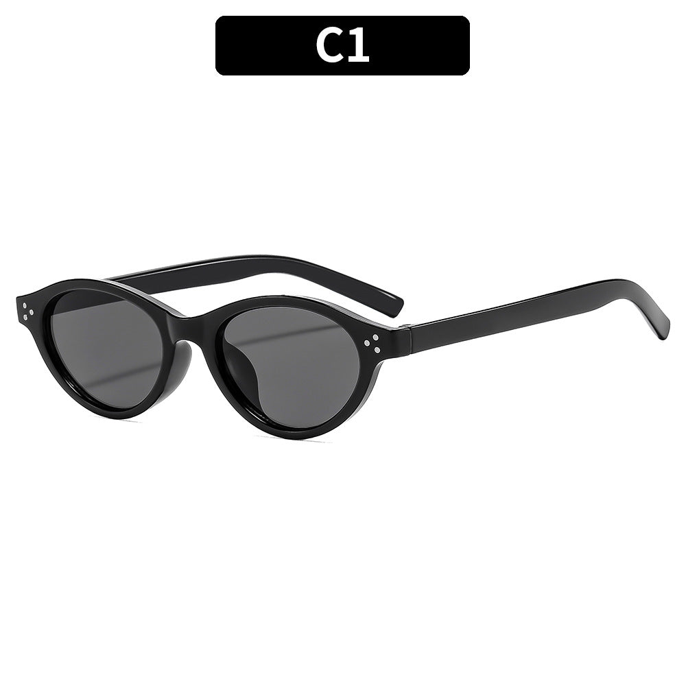 Retro Cat-Eye Sunglasses Fashionable Style
