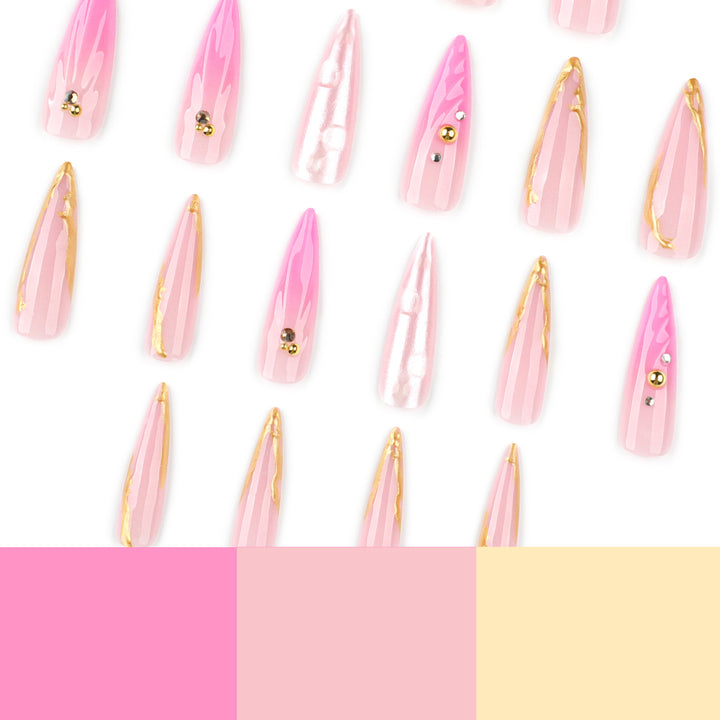 Luxurious artificial nails with elegant gold accent Bowlift