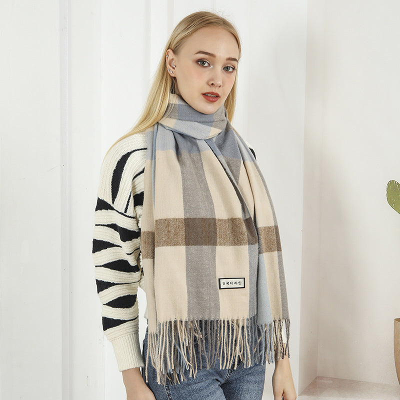 Ladies fashionable scarf Bowlift