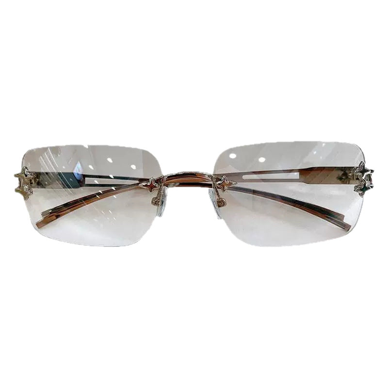 Fashionable oversized sunglasses with elegant design Bowlift