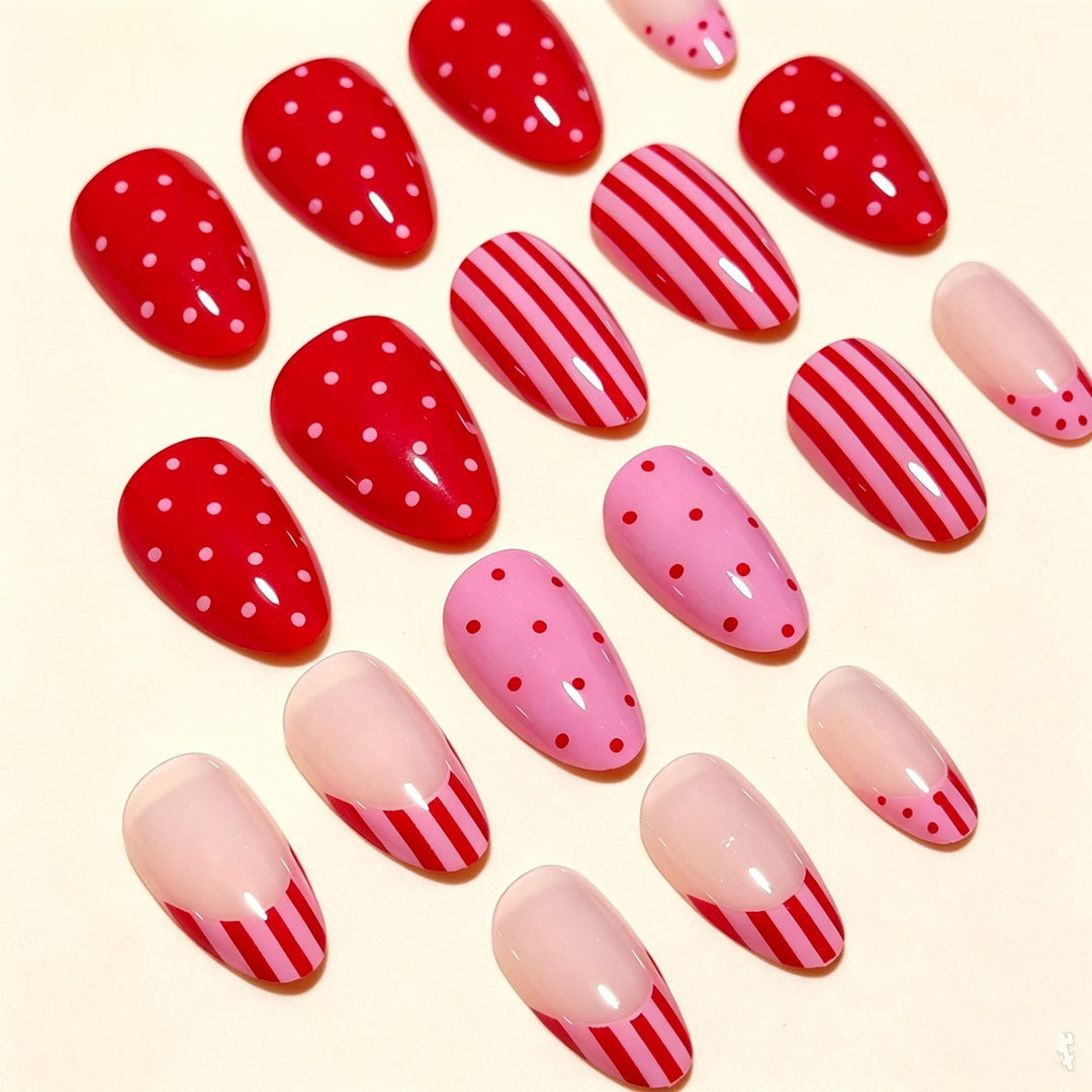 Artistic Nail Design with Heart and Stripes Bowlift