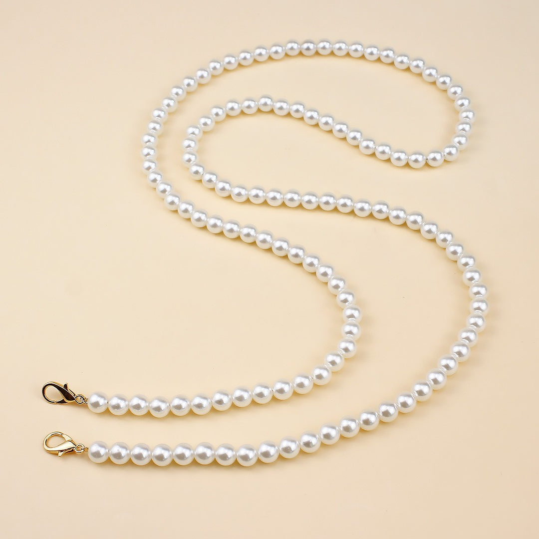 Elegant Beaded Eyewear Chain Bowlift
