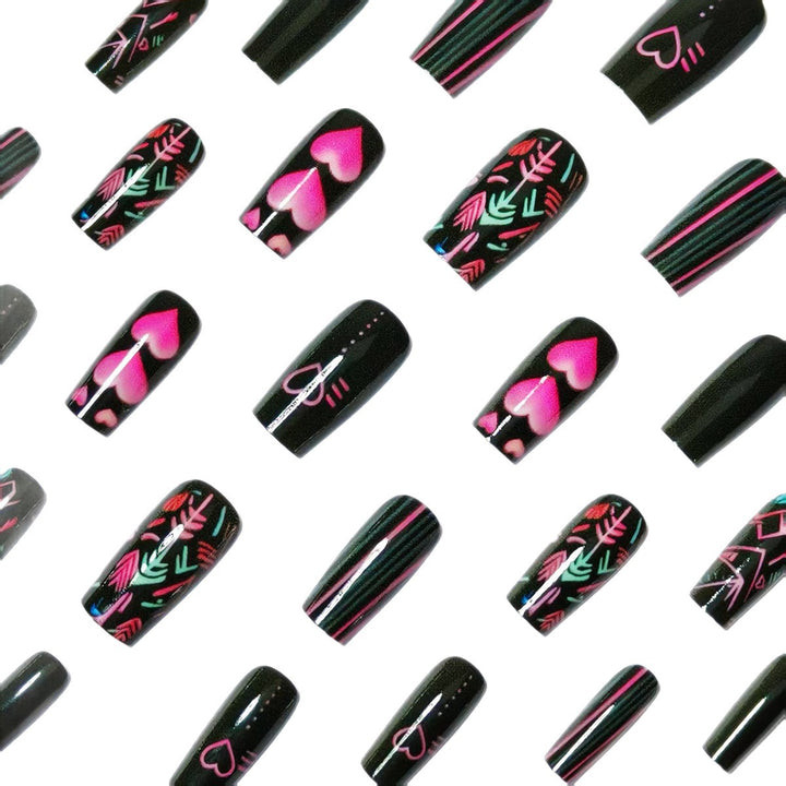 Creative artificial nails with modern graphic designs Bowlift