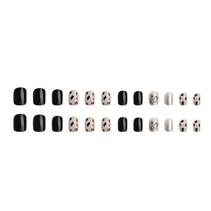 Creative Nail Art Set with Elegant Animal Accents Bowlift