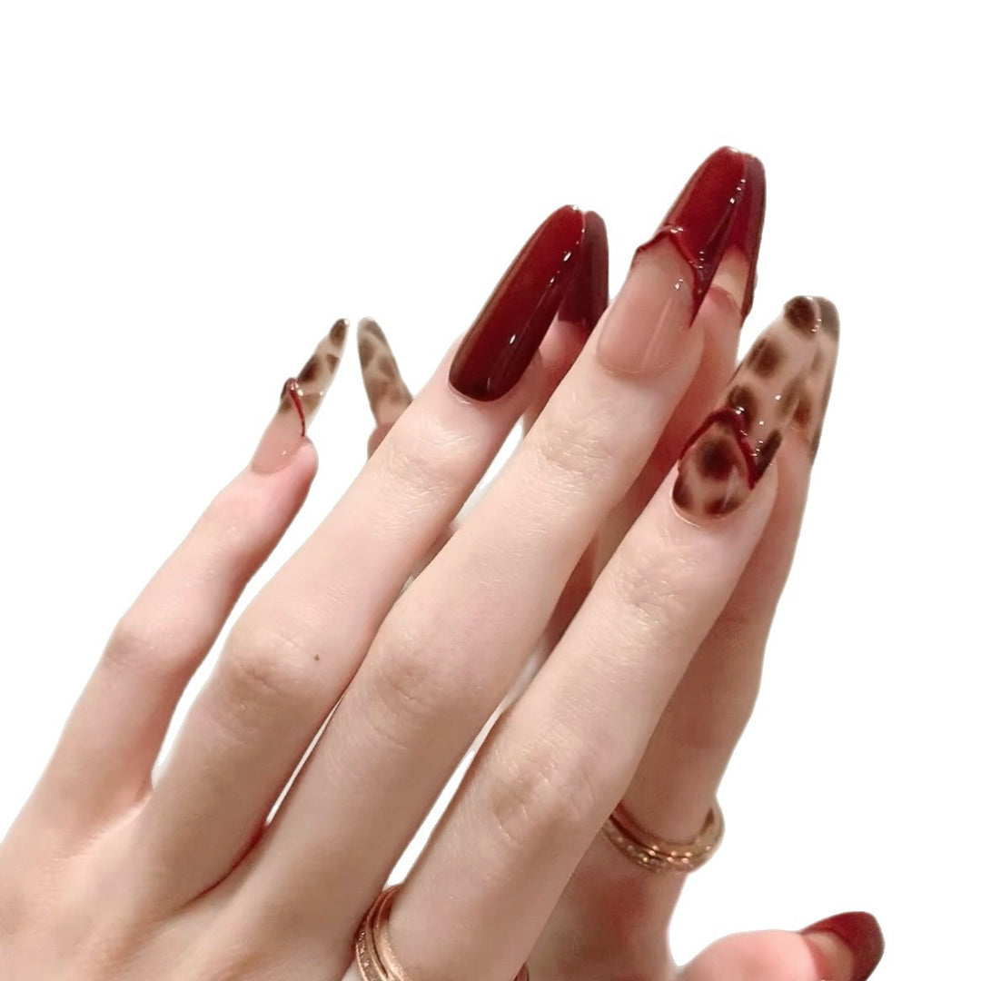 Artificial Nail Set with Stylish Design Bowlift