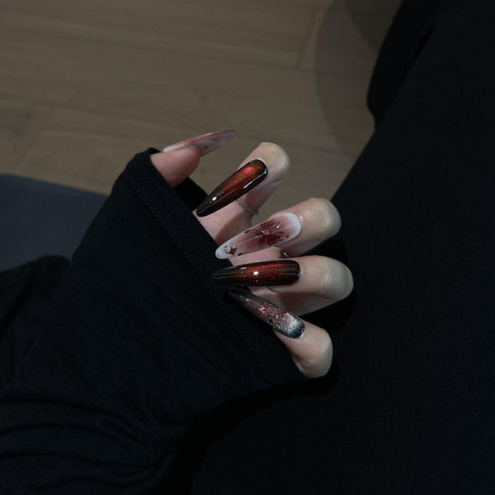 Glamorous Nail Art with Modern Design Bowlift