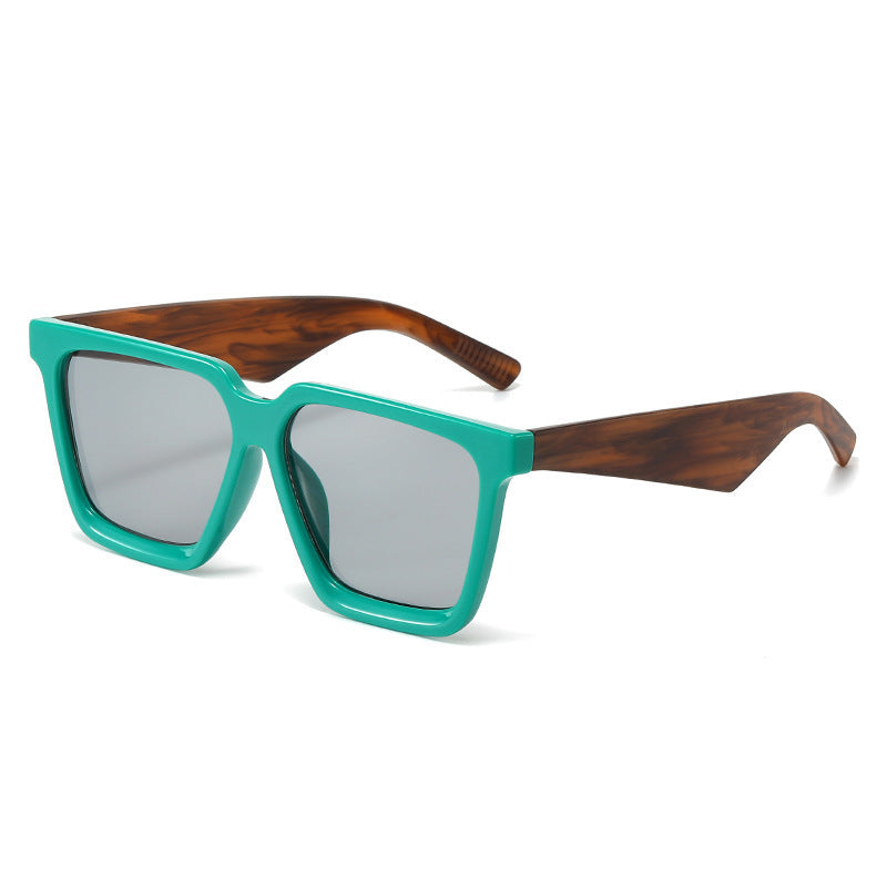 Women's fashionable sunglasses in striking square design Bowlift