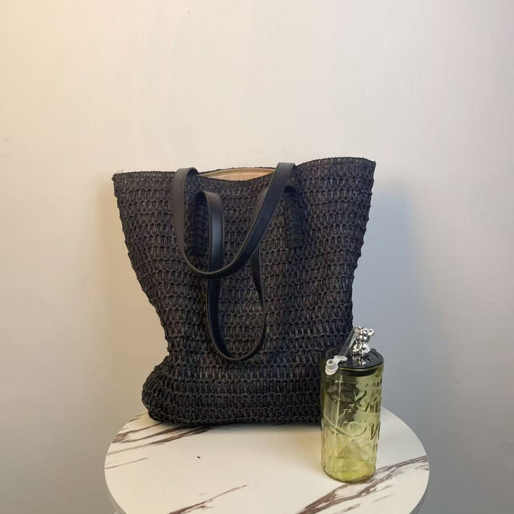 Shopping bag made of high-quality woven material Bowlift