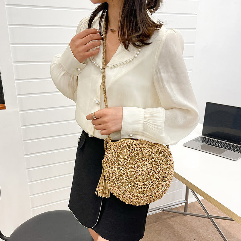 Hand-knotted round shoulder bag made of natural materials Bowlift