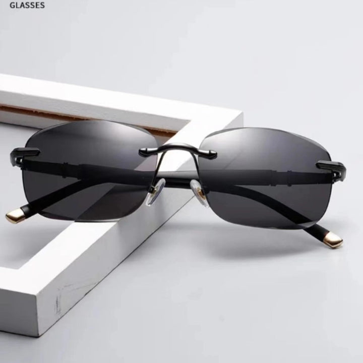 Women Geometric Premium Sunglasses with Slim Frame Bowlift