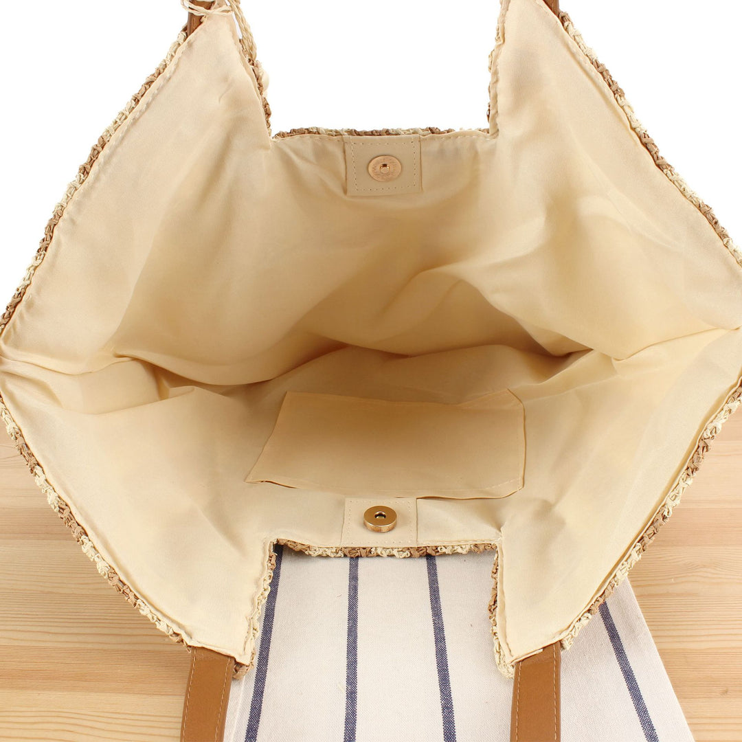 Striking Design Beach Bag Bowlift