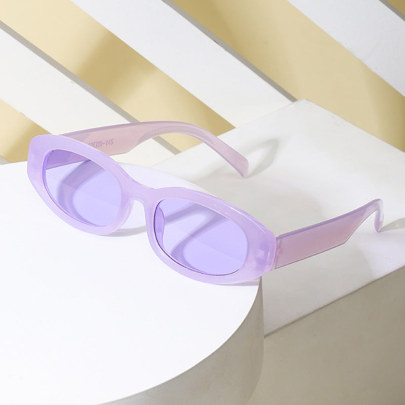 Ladies fashionable sunglasses in minimalist oval design Bowlift