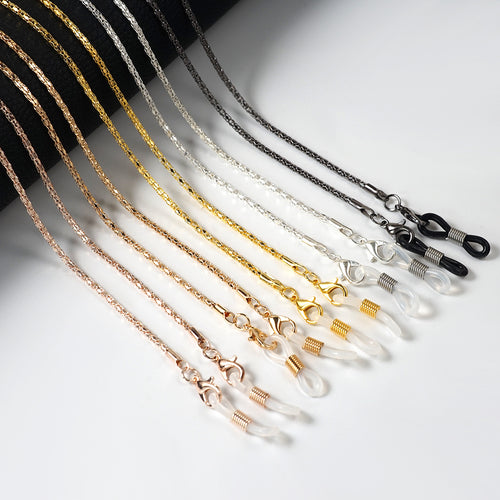 Elegant Beaded Eyewear Lanyard Bowlift