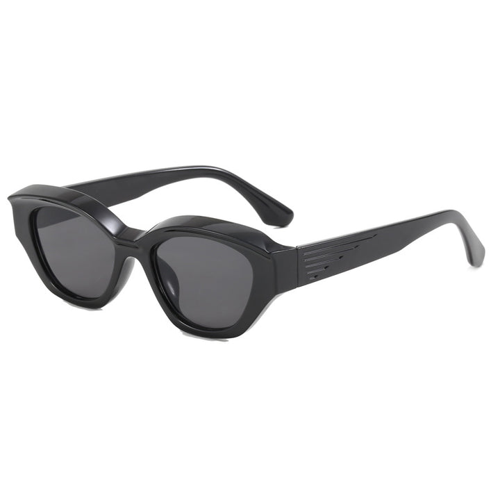 Ladies fashionable sunglasses with futuristic design Bowlift