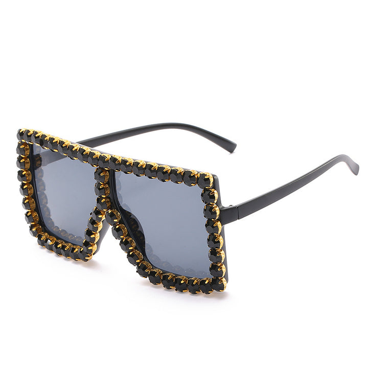 Women's fashionable sunglasses with rhinestone embellishment Bowlift