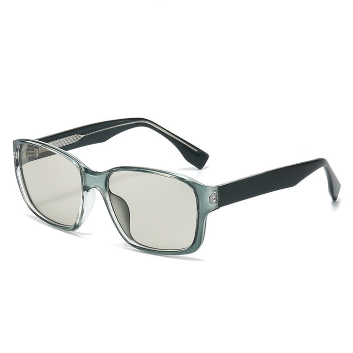Women's sunglasses in a modern oversized style Bowlift