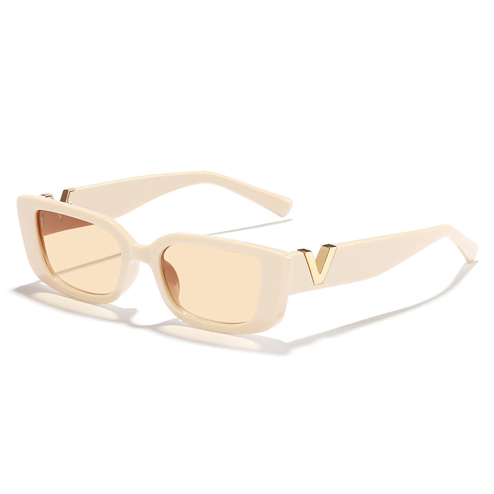 Ladies fashionable square sunglasses with golden accents Bowlift