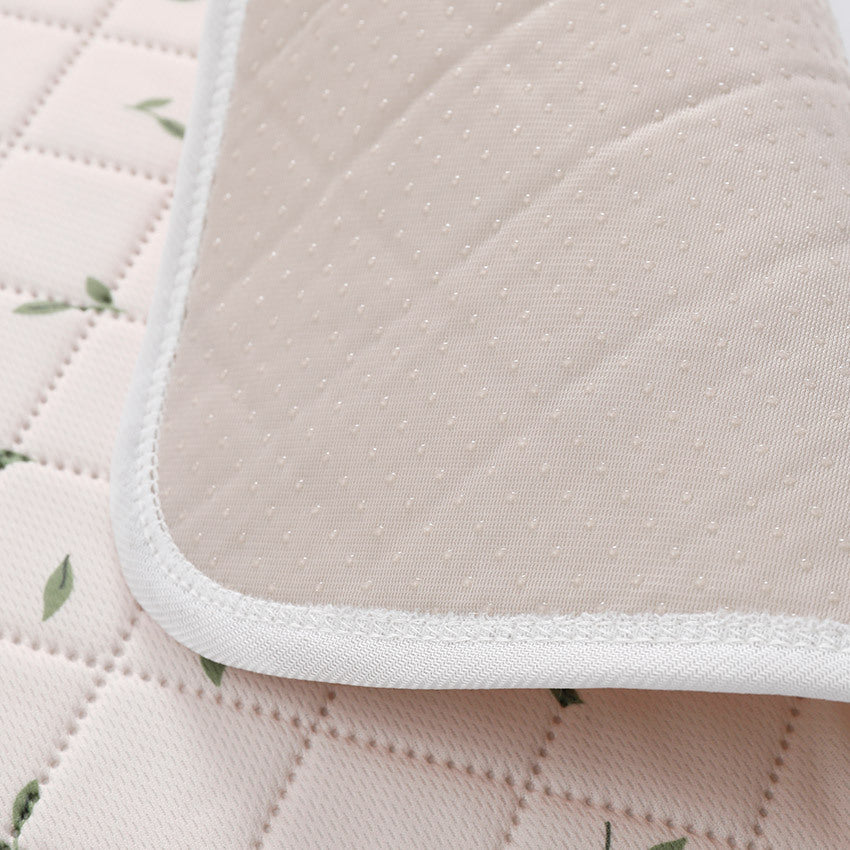 Women Patterned and Comfortable Pet Mat Bowlift