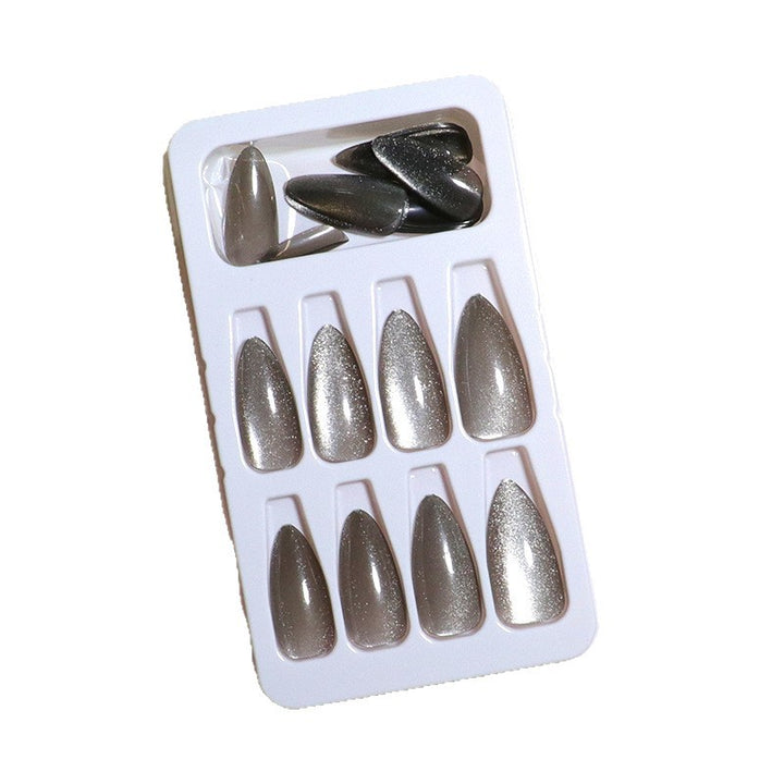 Glamorous Shimmering Press-On Nail Tips Bowlift