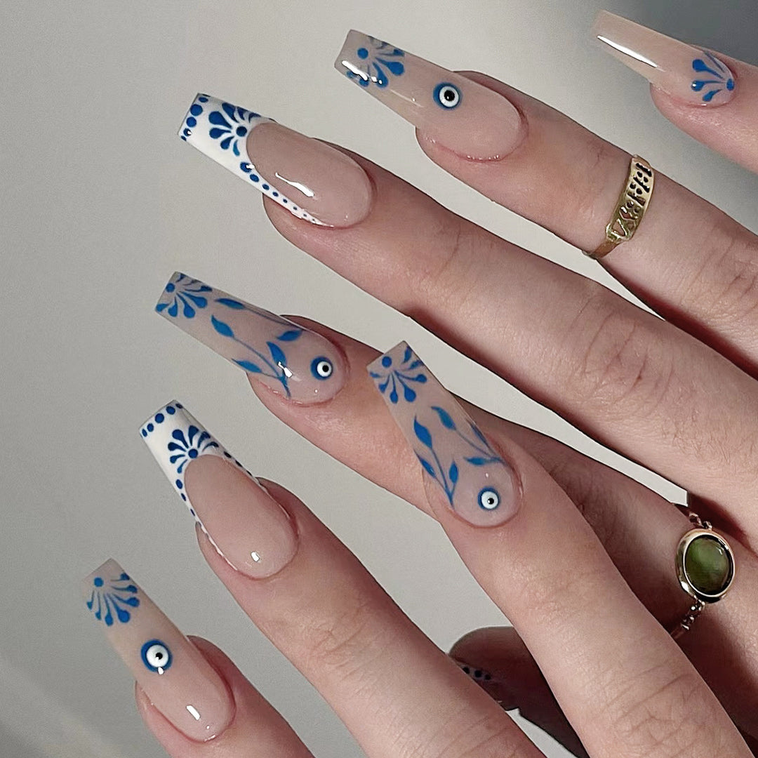 Elegant and artistic stiletto artificial nails Bowlift