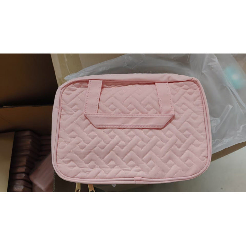 Practical cosmetic bag Bowlift