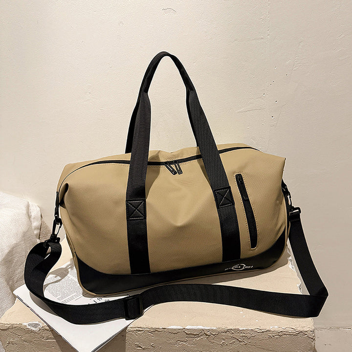 Sporty Everyday Travel Duffle with Practical Outside Pockets Bowlift