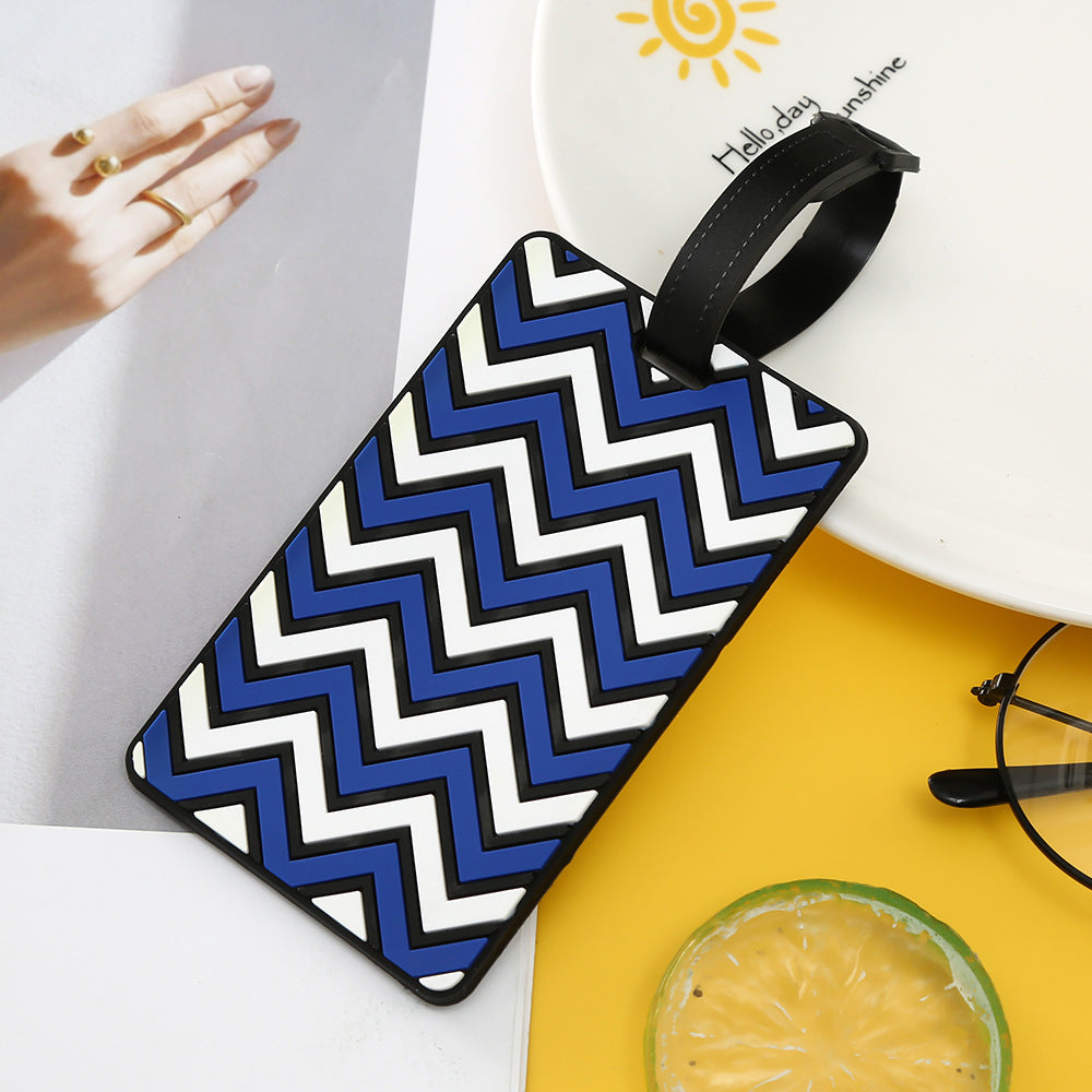 Unisex Chevron Patterned Luggage Tag Bowlift
