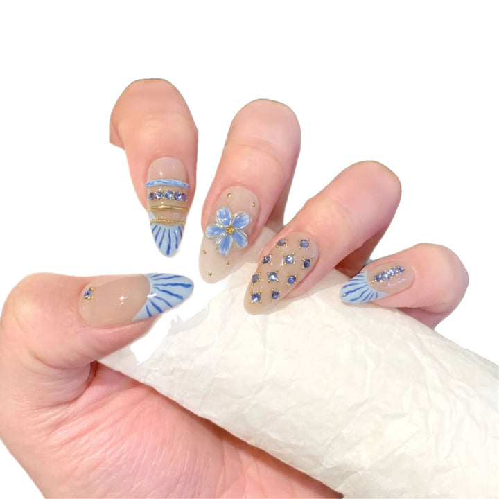 Decorative Nail Art Set with Floral and Gemstone Accents Bowlift