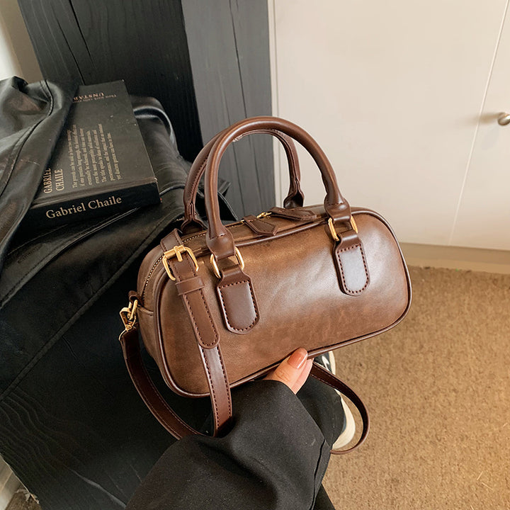 Elegant Structured Handbag Bowlift